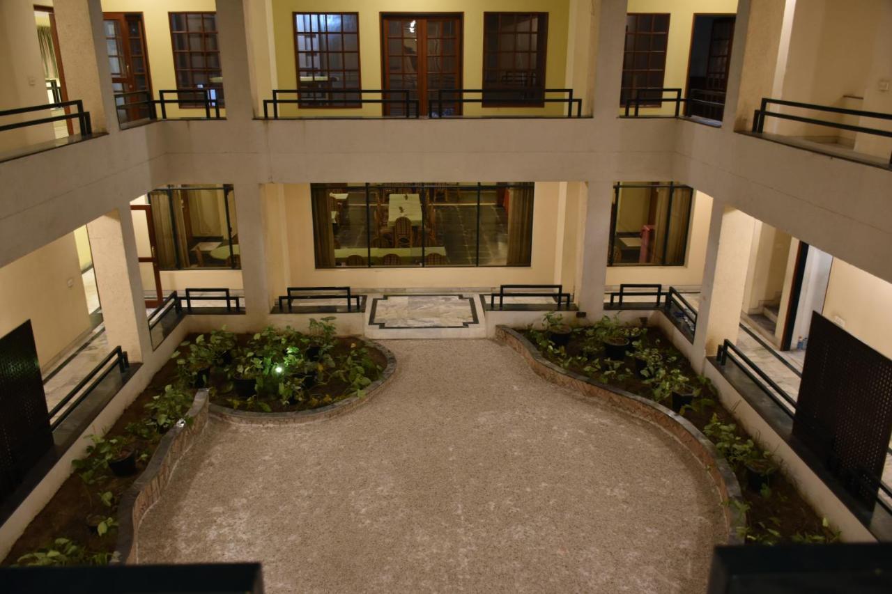 Greenwood Hotel Khajuraho Exterior photo